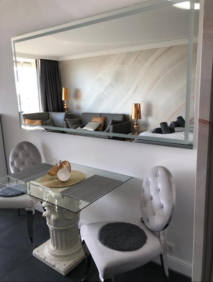 Tiffanys Ferienapartments In Der Privatresidenz Des Plaza Premium Hotel Timmendorfer Strand Kültér fotó