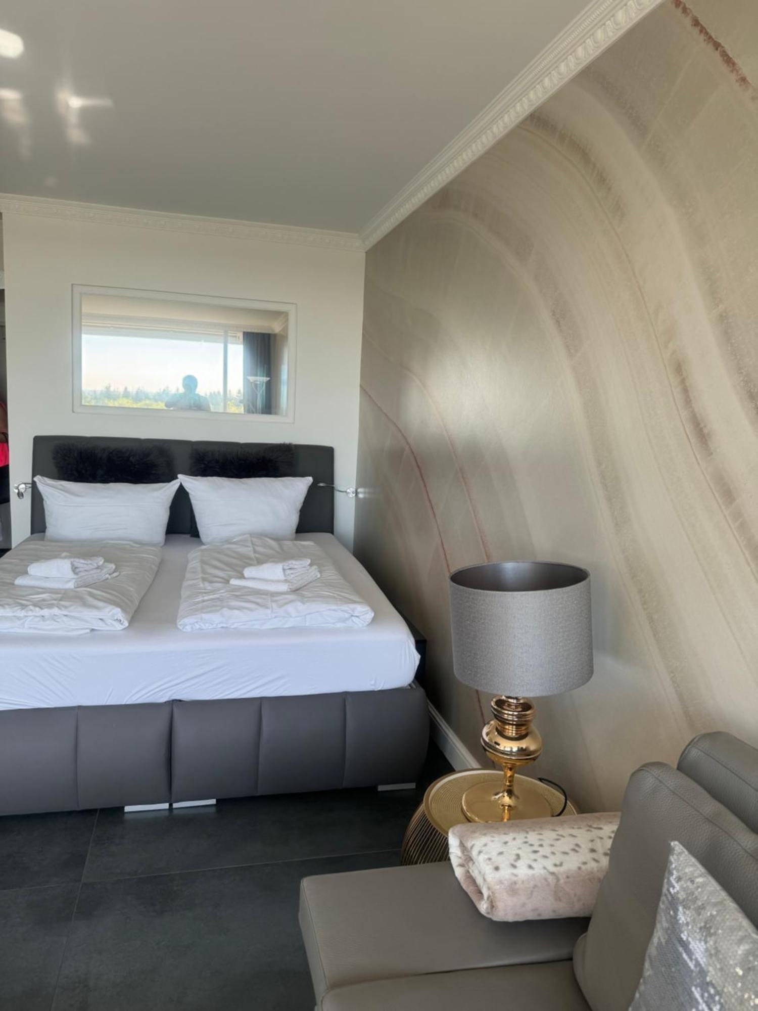Tiffanys Ferienapartments In Der Privatresidenz Des Plaza Premium Hotel Timmendorfer Strand Kültér fotó